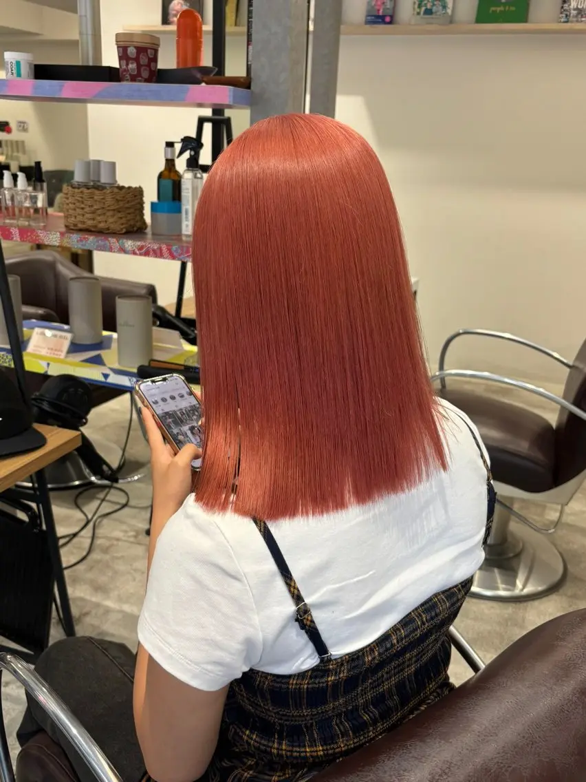 ミディアム カラー ブリーチ ケアブリーチ 透明感カラー デザインカラー ダブルカラー カット ヘアカラー トリートメント RURI韓国ボブ 🇰🇷タッセルボブのヘアスタイル