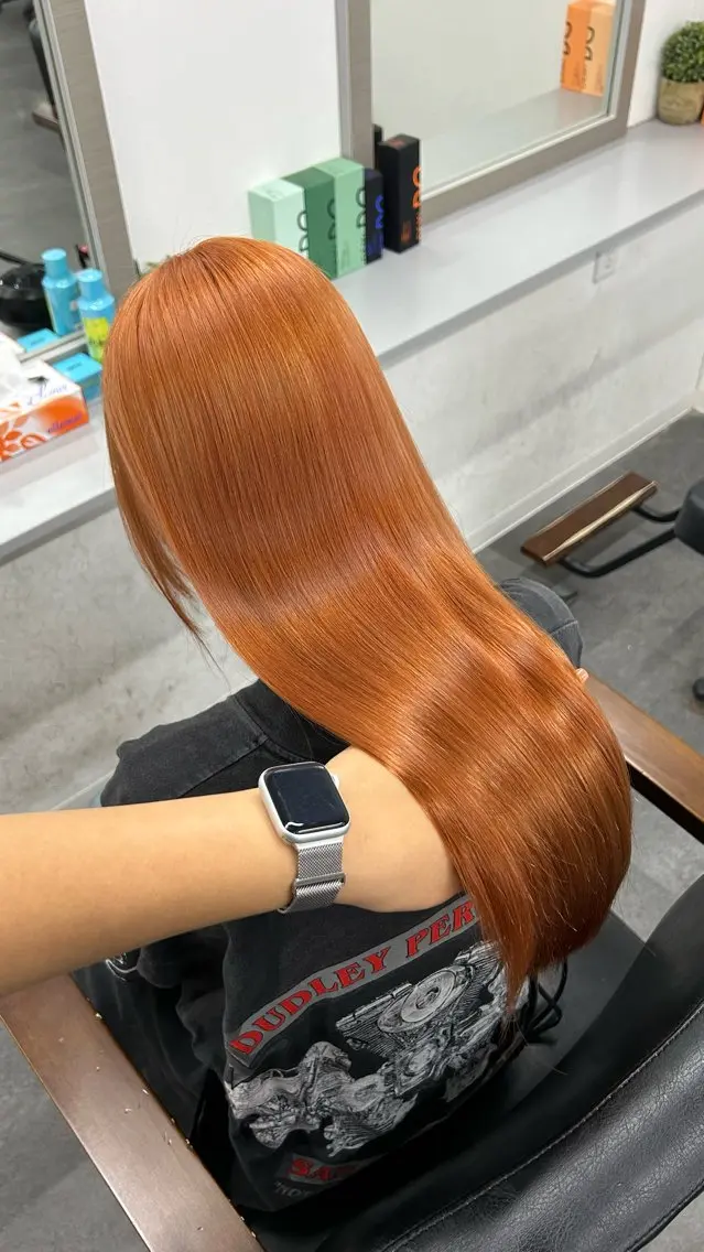 ロング カラー ヘアカラー 艶髪✖️ハイトーン 🫧YURIA🫧のヘアスタイル
