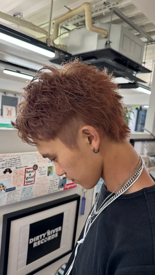 ショート カラー ブリーチ カット ヘアカラー ハイトーンカラー メンズパーマだいきのヘアスタイル