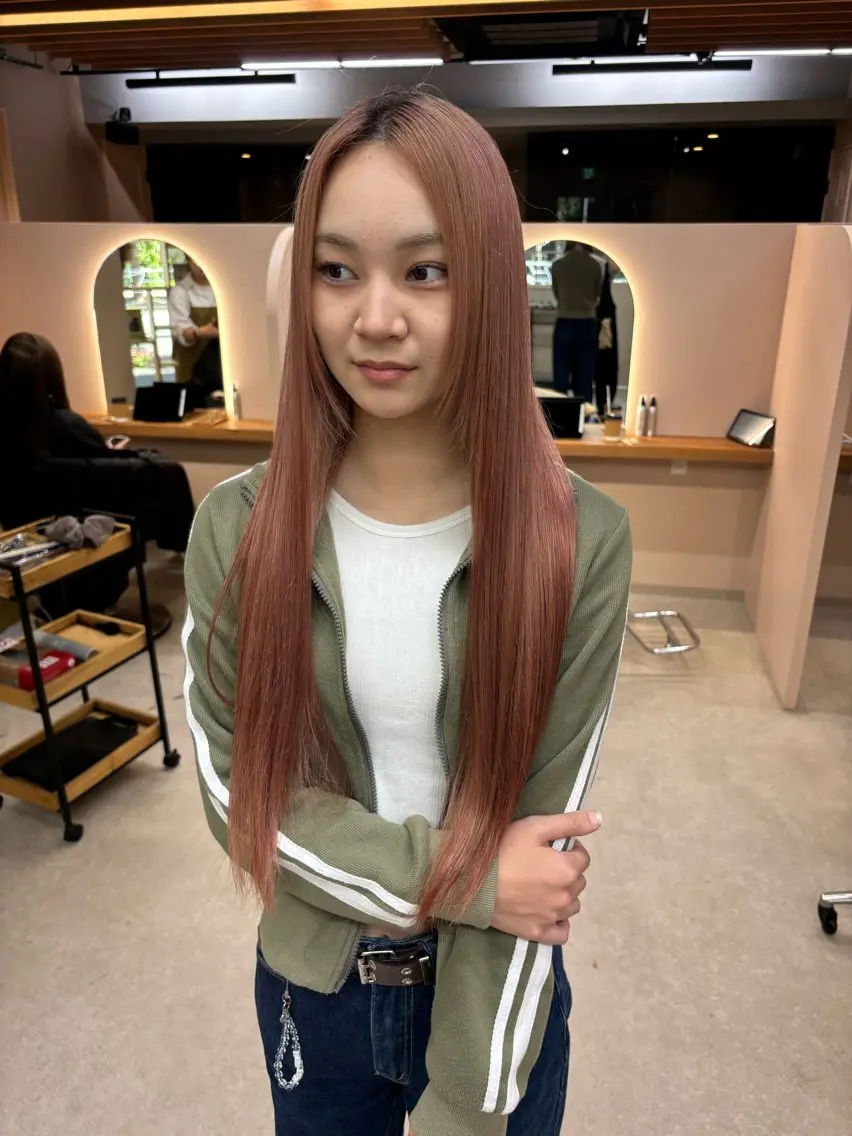 ロング ヘアカラー トリートメント ROCCOeast りんな/ハイトーン♡のヘアスタイル