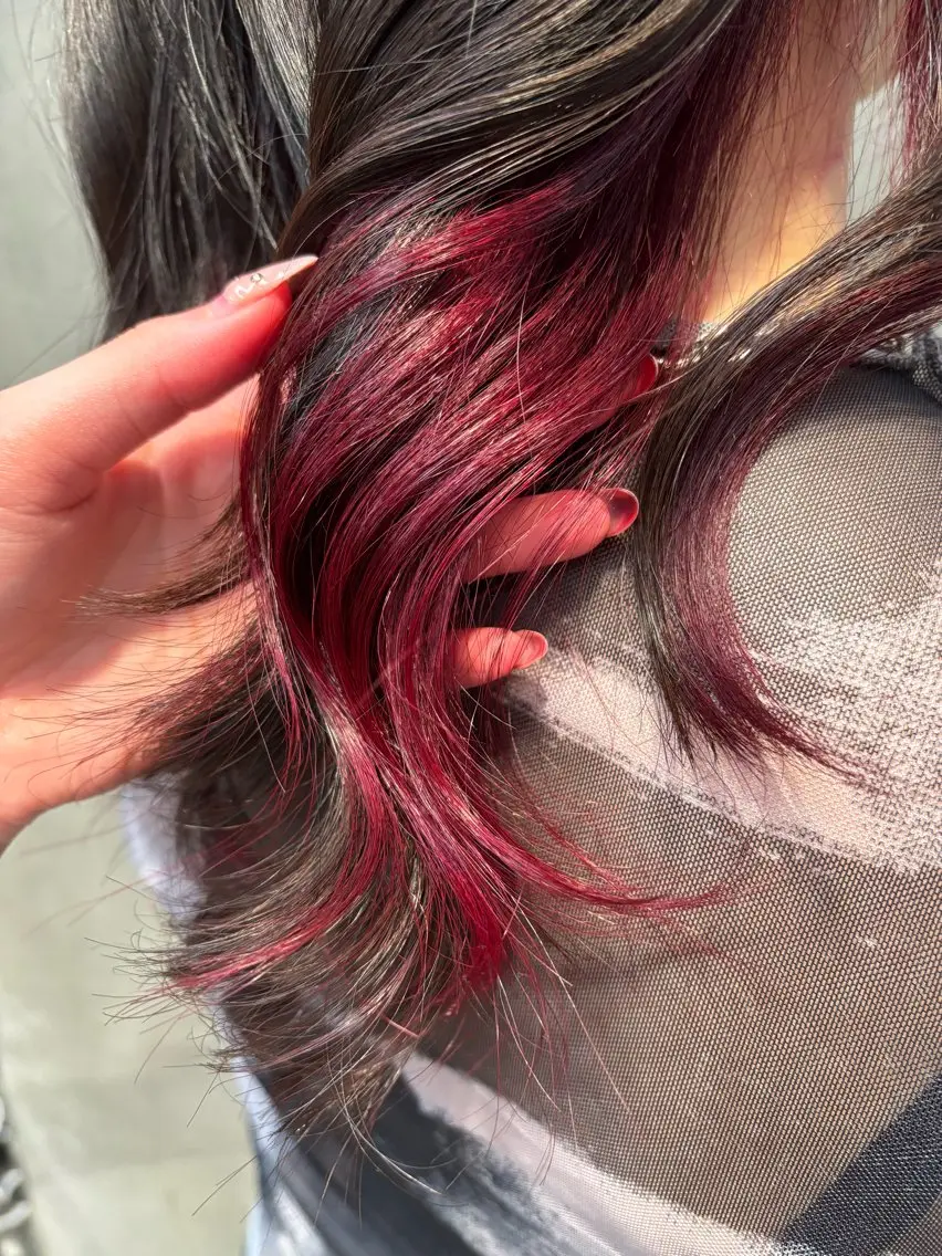 カラー ア ユ ミのヘアスタイル
