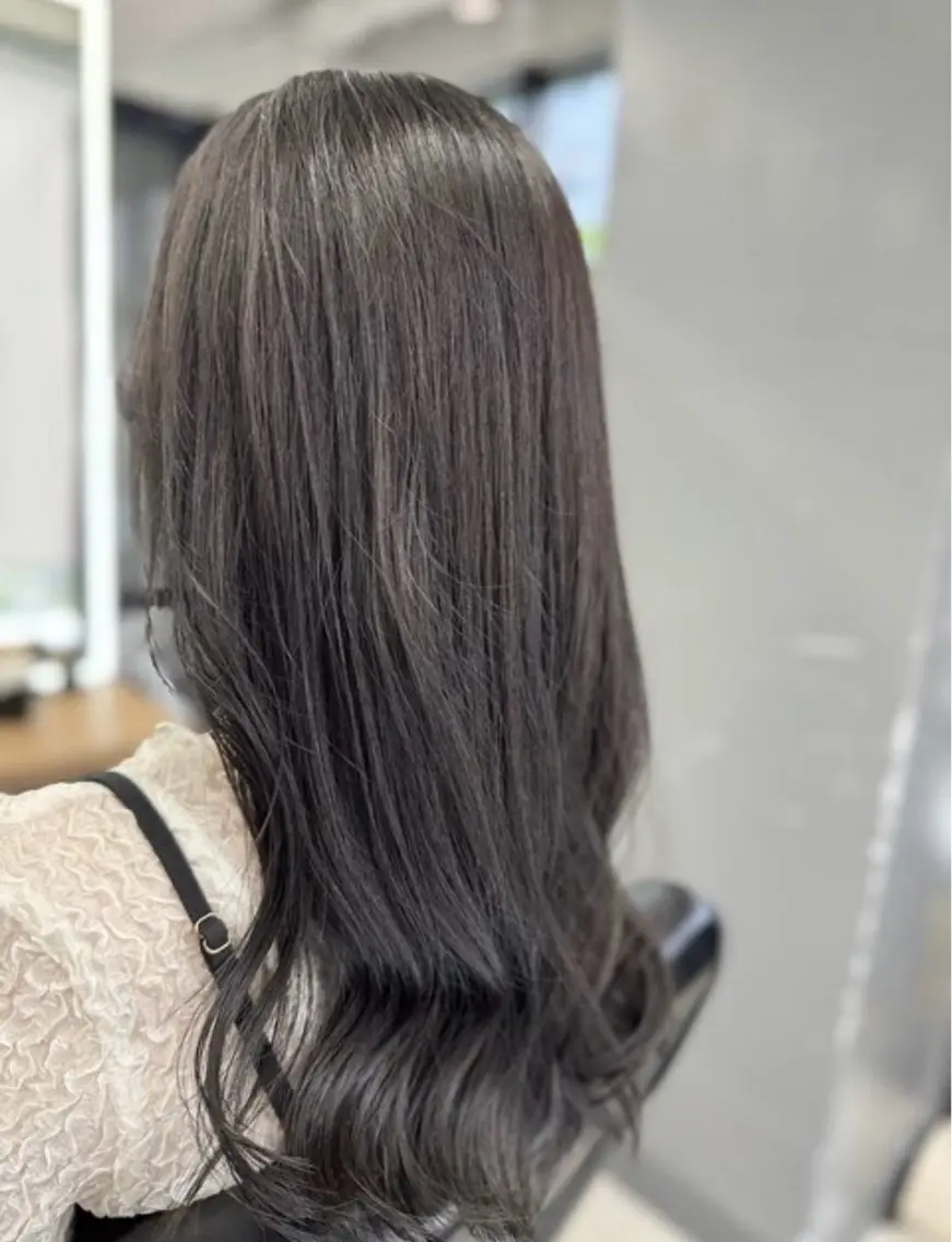カラー 橋爪 朱音のヘアスタイル