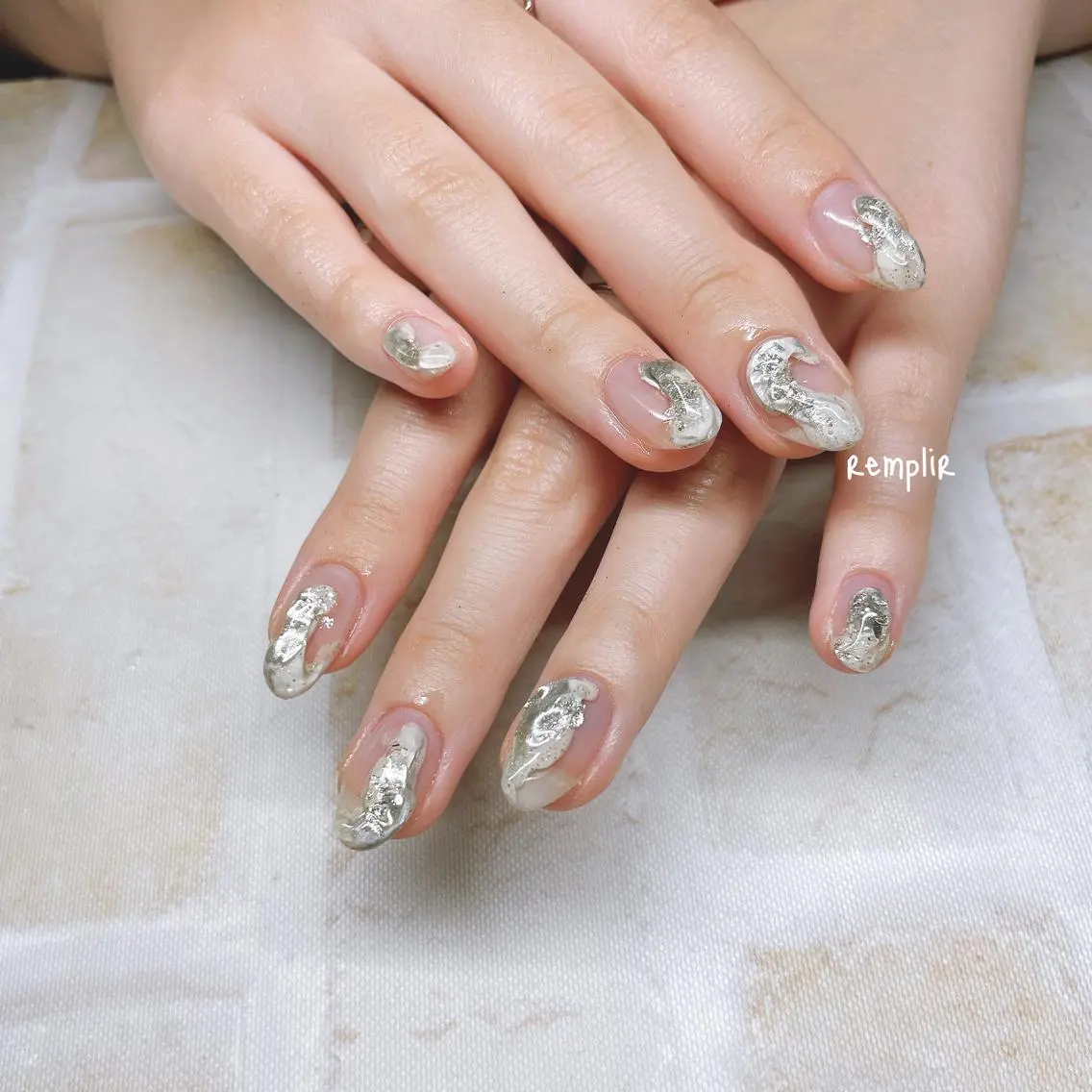 ネイル マグネットネイル ビー玉ネイル ニュアンスネイル ハンドネイル RANUN nailのネイルデザイン