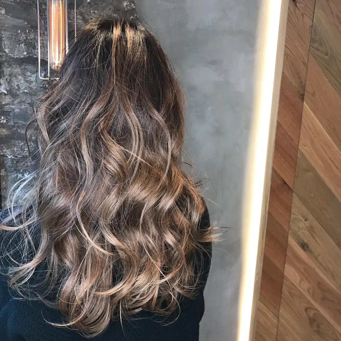 ロング 髪質改善 Daisukiのヘアスタイル