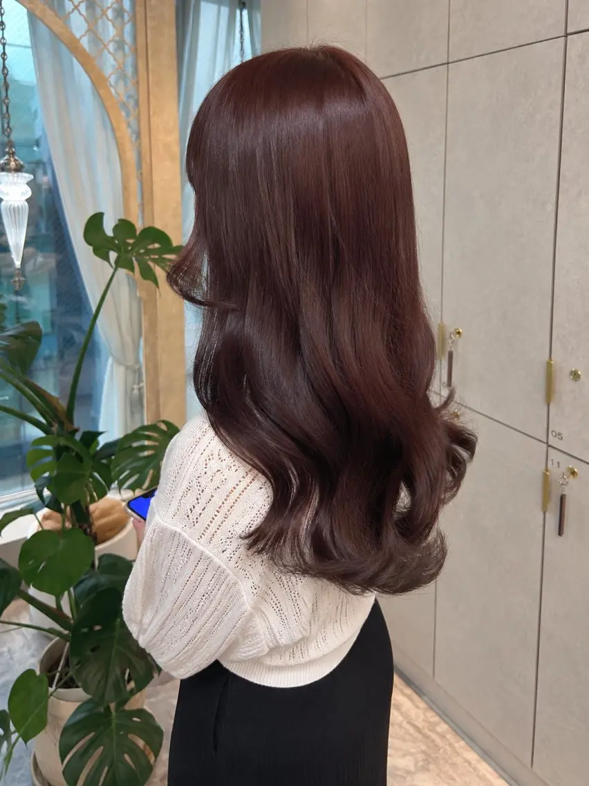 ロング Bob/ダブルカラー サナのヘアスタイル