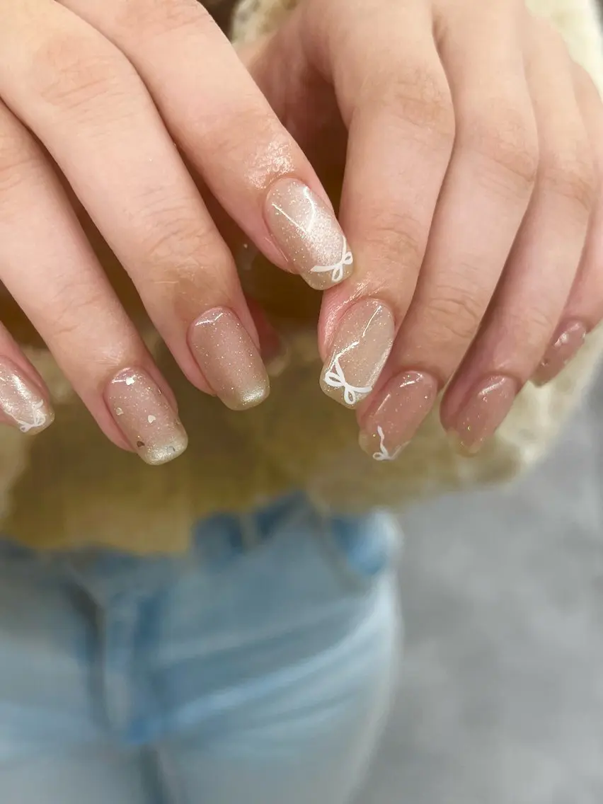 ネイル オーロラネイル ドット ジェルネイル ハート マグネットネイル ハンドネイル ハンドケア Bana_ Nailのネイルデザイン