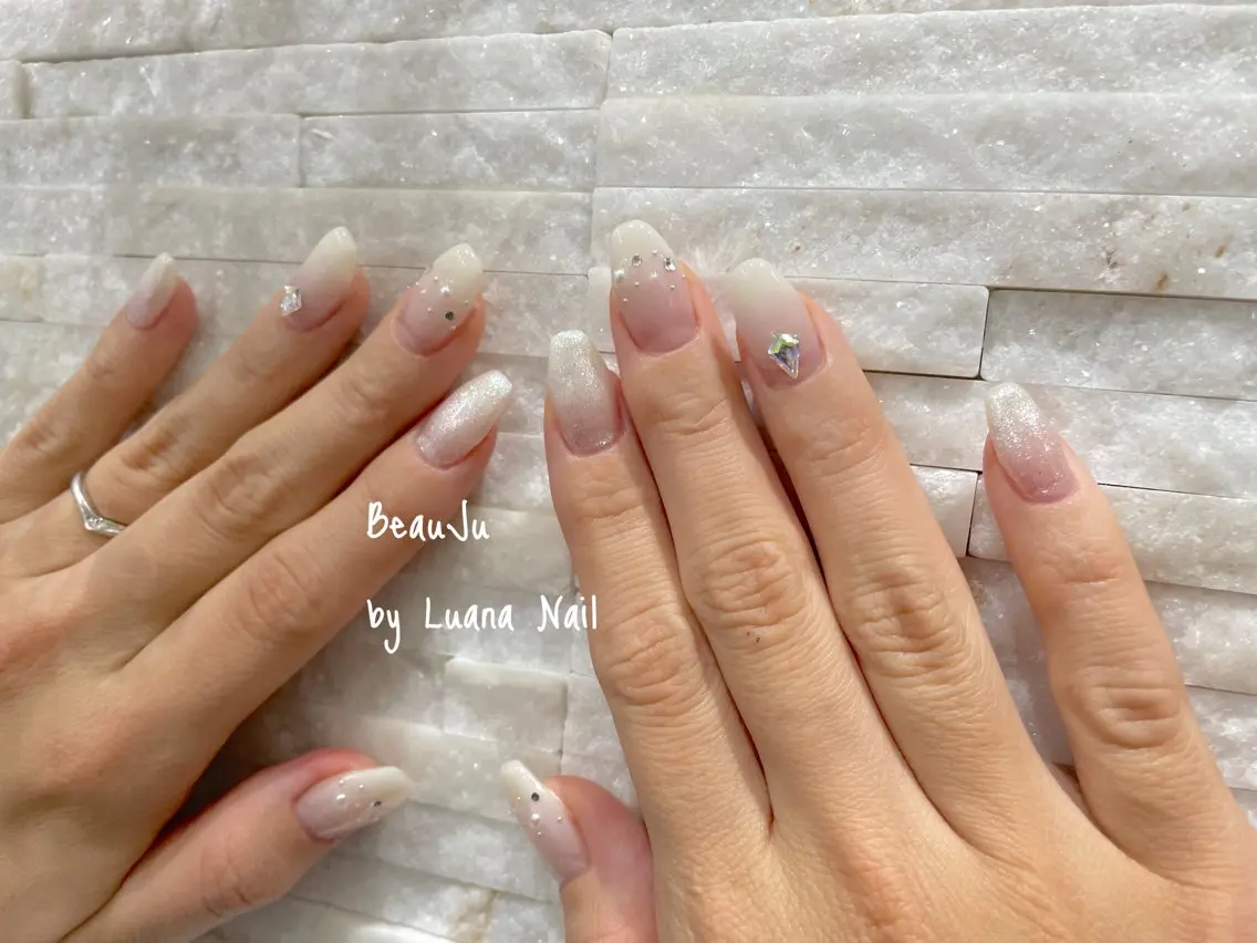 ネイル ハンドネイル BeauJu by Luana Nailのネイルデザイン