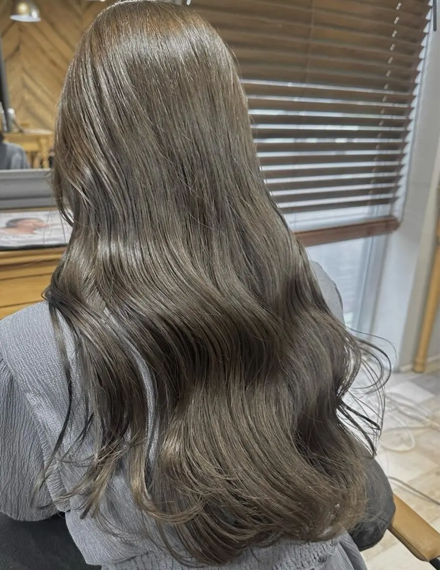 ロング ヘアカラー トリートメント 和田 直也のヘアスタイル