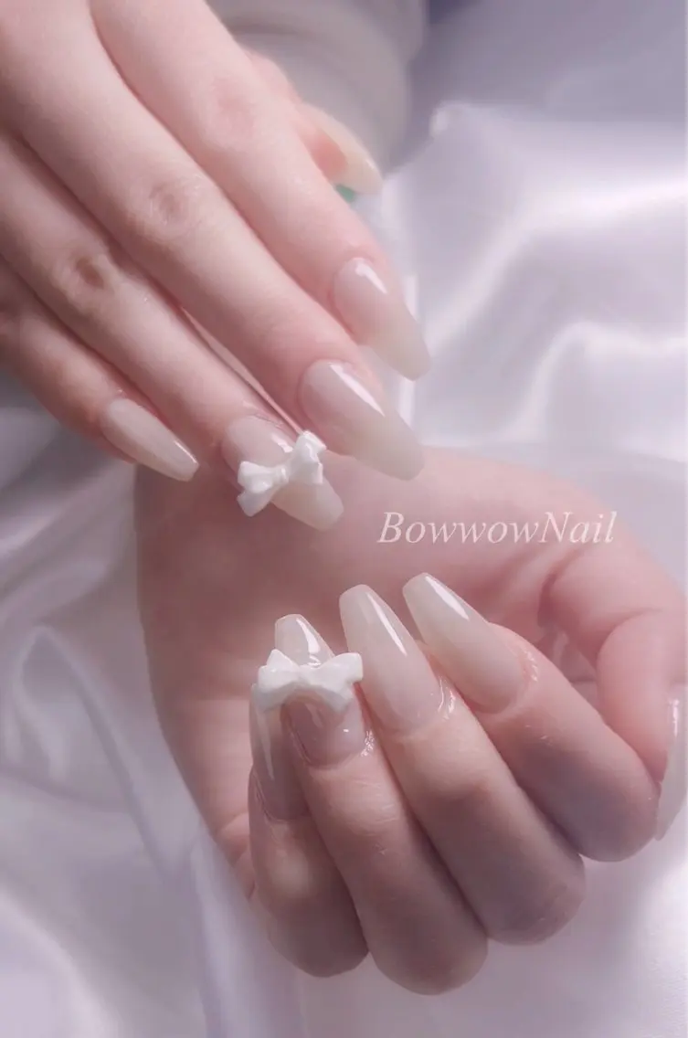 ネイル 長さ出し ワンカラーネイル リボン シンプルネイル 春ネイル Bow wow Nail さや🧸のネイルデザイン