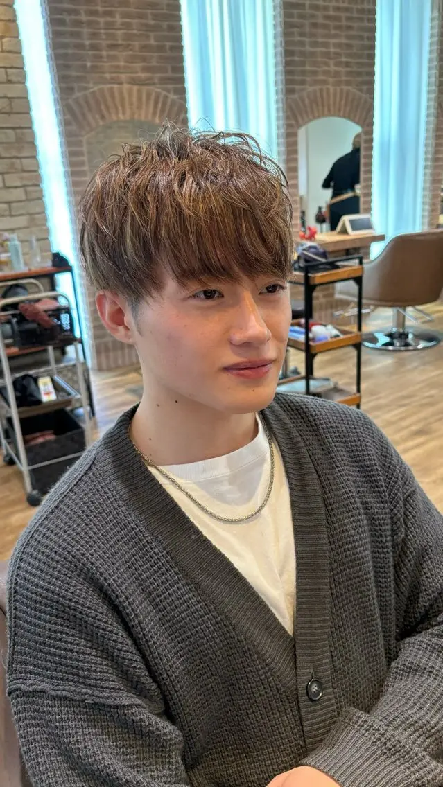 カラー メンズ ACRO 梅田店のヘアスタイル