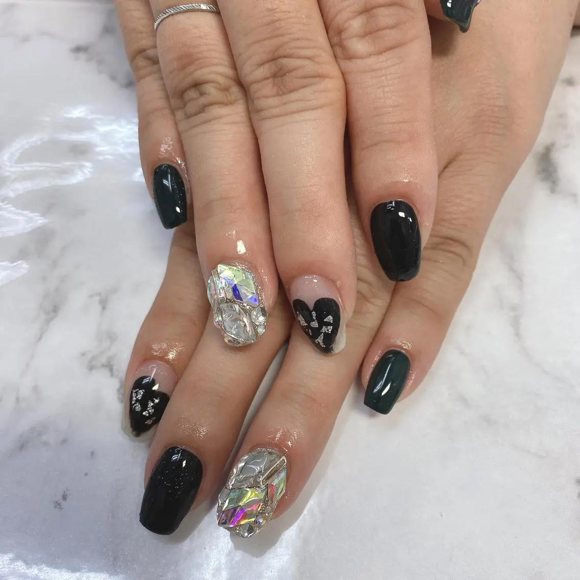 ネイル NORA nail UMEDA MAIのネイルデザイン