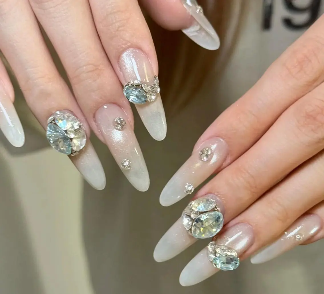 ネイル ハンドネイル Pure&Rich Nailのネイルデザイン