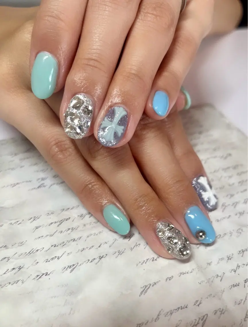ネイル ハンドネイル li___nail 31のネイルデザイン