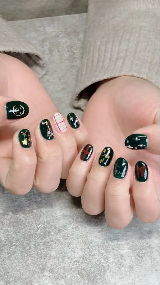 ネイル shino🌟 痛ネイルのネイルデザイン