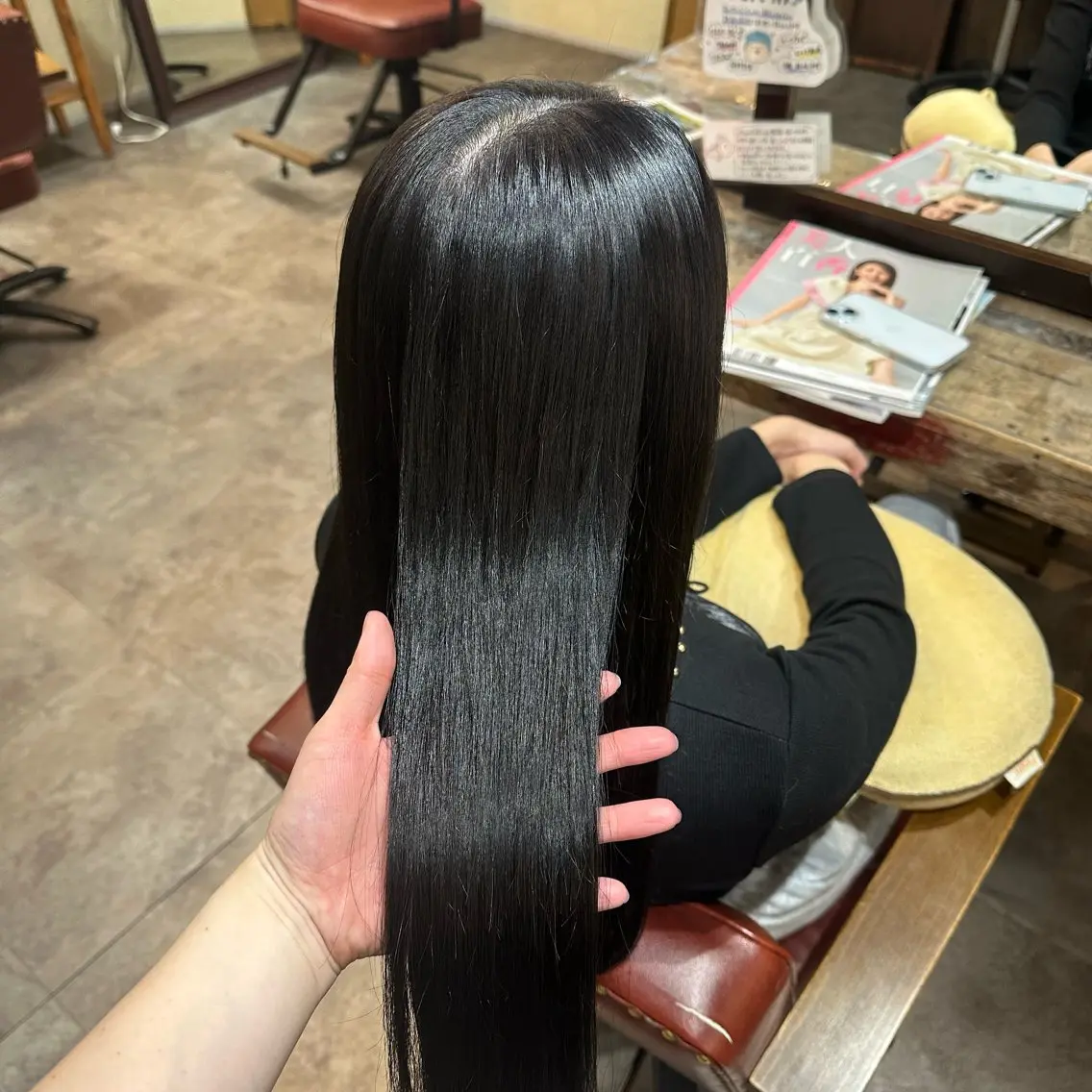 カラー 若林 美帆のヘアスタイル