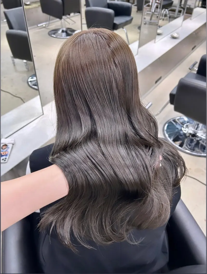 ロング カラー ヘアカラー トリートメント 渋谷/原宿♡PELE 縮毛矯正/ストレートのヘアスタイル
