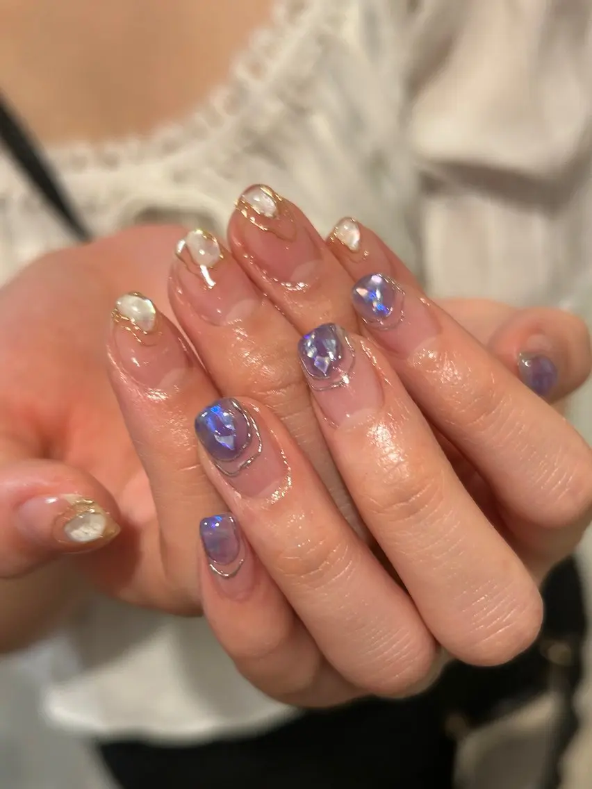 ネイル Locèlon .のネイルデザイン