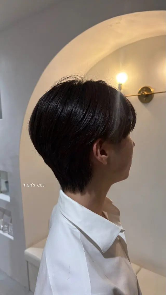 ショート メンズ センターパート マッシュ シースルーマッシュ 彦坂 柚羽のヘアスタイル
