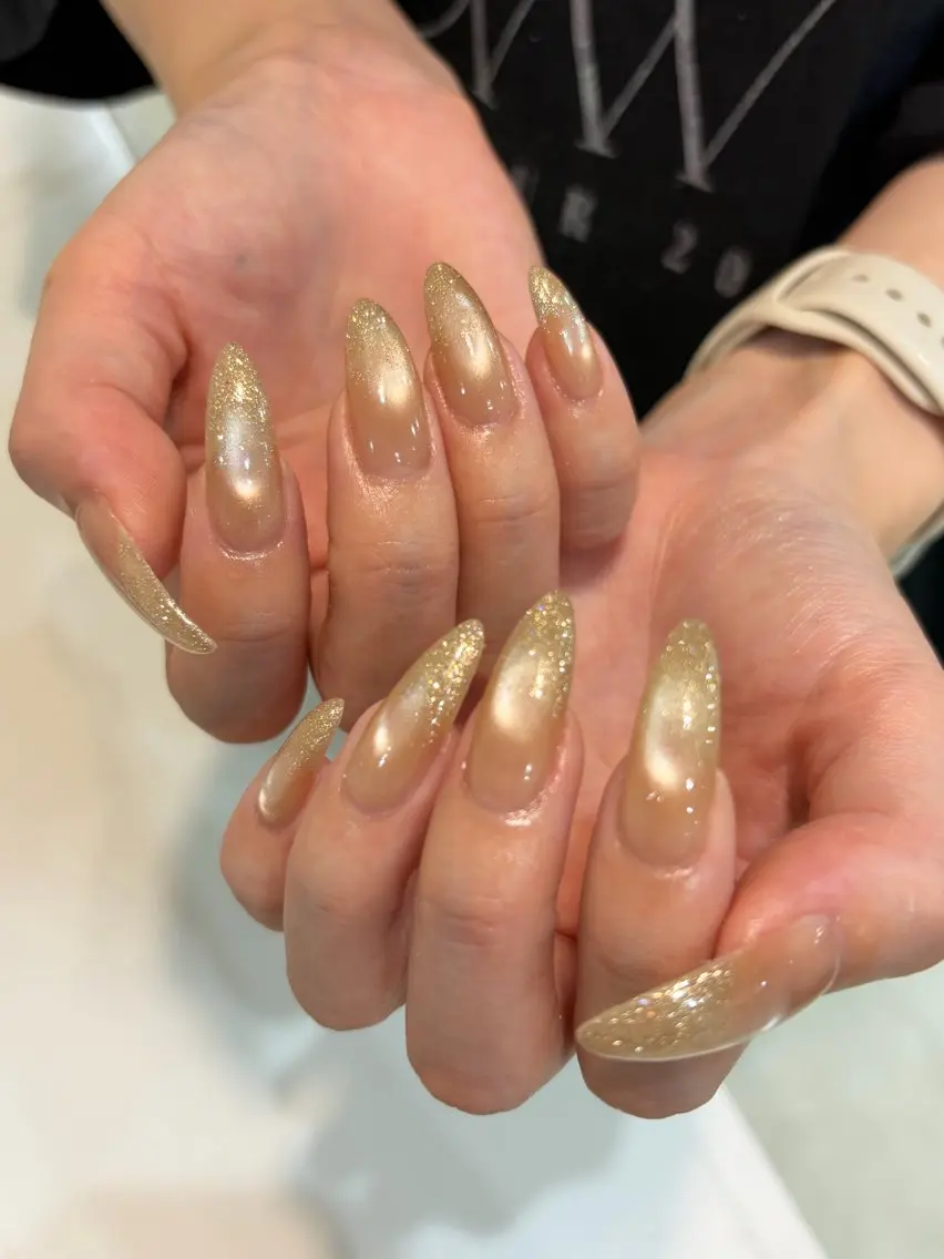 ネイル Salondevi2 isanaのネイルデザイン