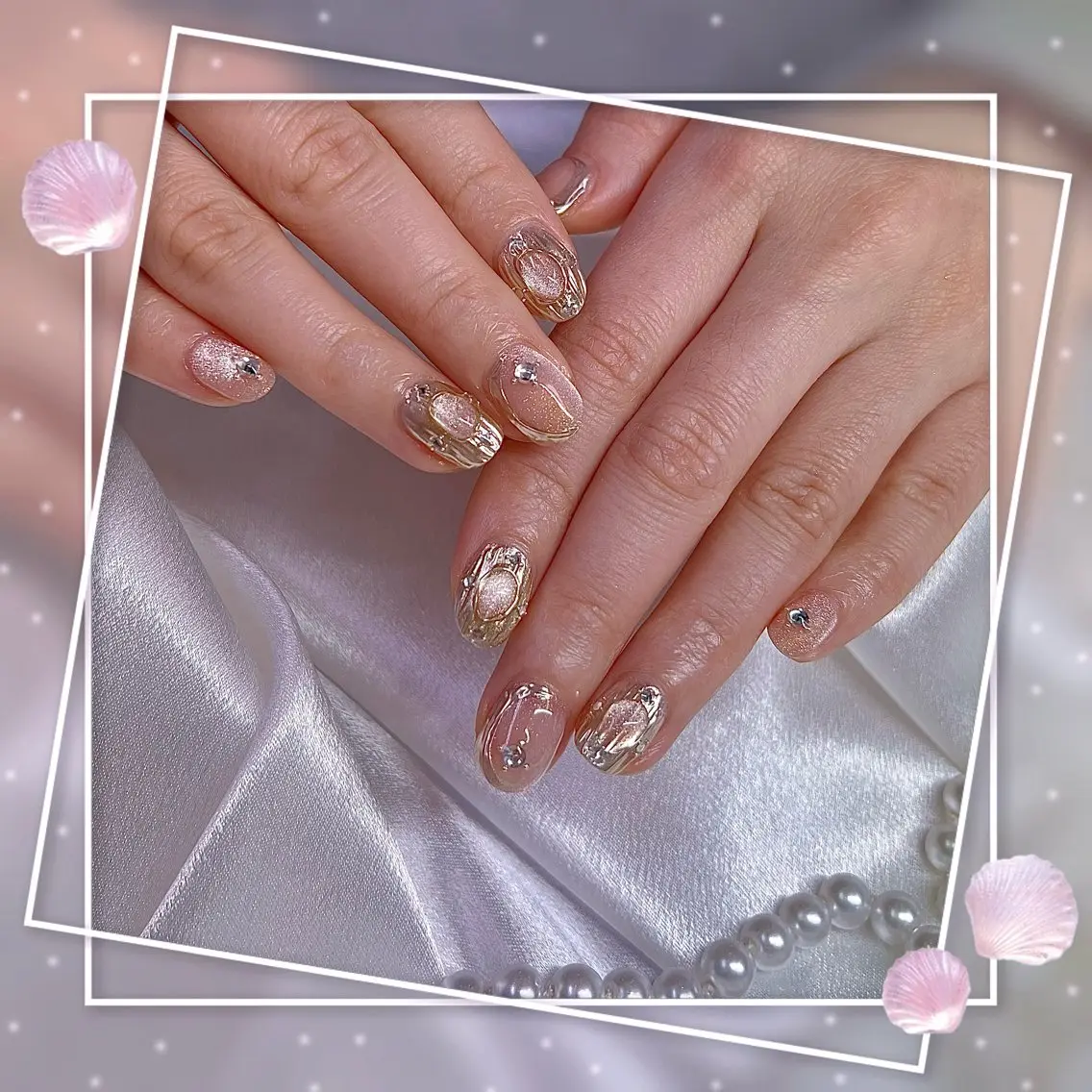ネイル フレンチネイル グラデーション キラキラネイル 韓国ネイル マグネットネイル ハンドネイル ハンドケア Chill Nailsalonのネイルデザイン
