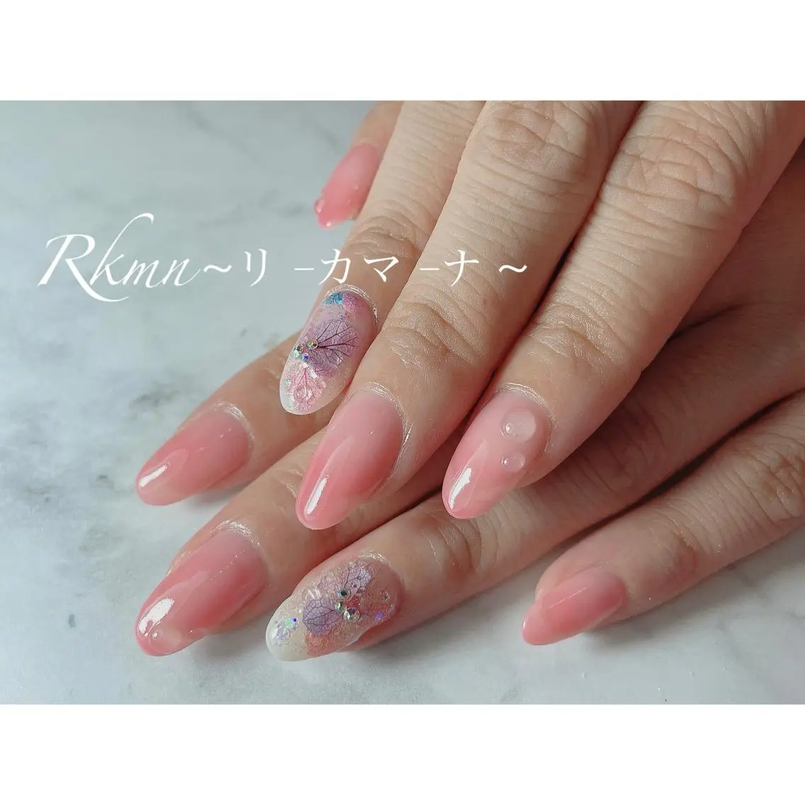 ネイル アートネイル ぷっくりネイル 春ネイル ハンドネイル フットネイル ハンドケア Rkmn ~リ-カマ-ナ~のネイルデザイン