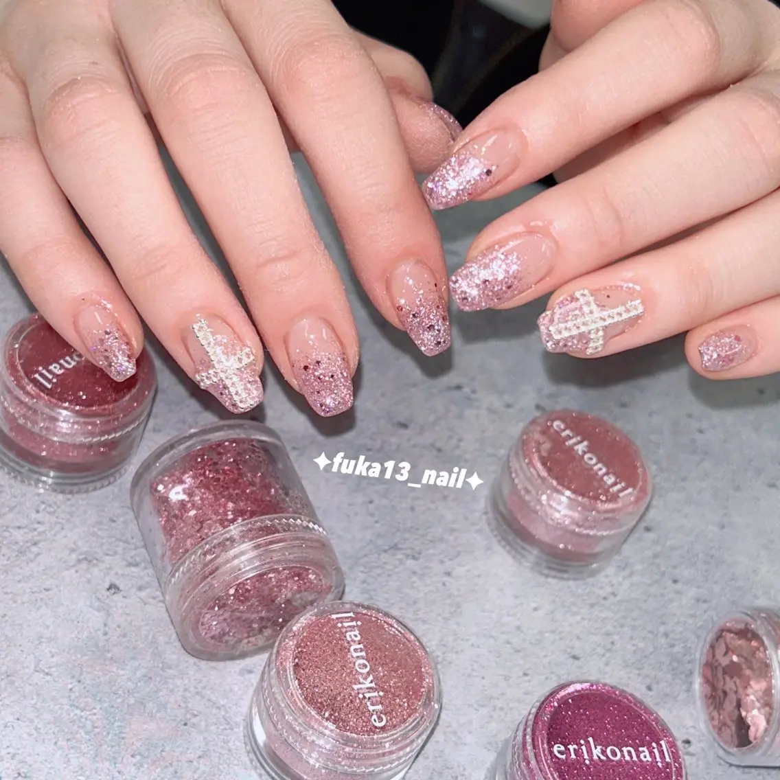 ネイル グラデーション キラキラネイル 韓国ネイル ラメ(グリッター) ラメグラデーション ハンドネイル Nail♡Fuka. /6月予約受付中のネイルデザイン