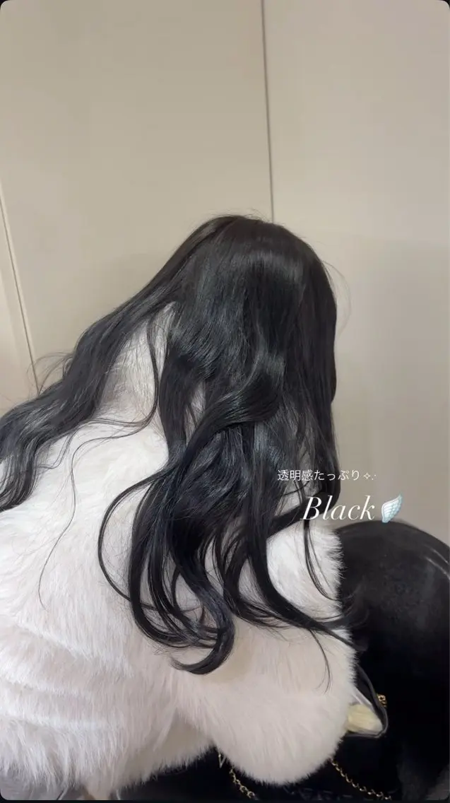 カラー sona/ カラーリスト🪽🤍のヘアスタイル