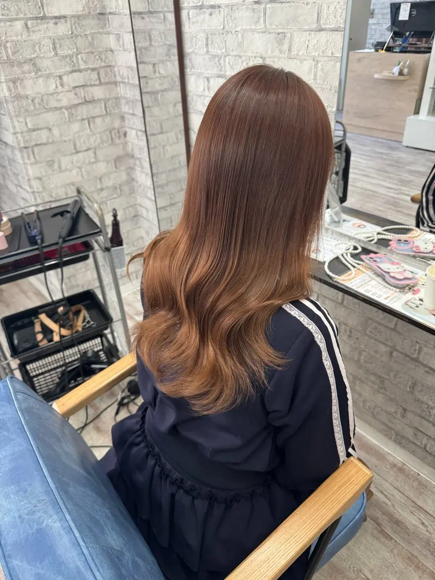 ミディアム カラー ベージュカラー ブラウンカラー カット ヘアカラー トリートメント 🐚🧸 MAKI 🧸🐚のヘアスタイル