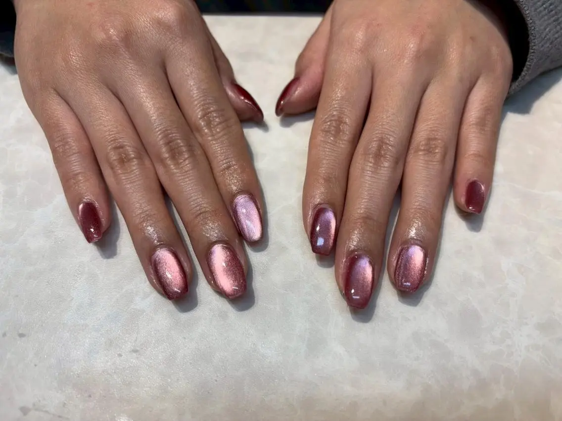 ネイル アートネイル 韓国ネイル マグネットネイル 持ち込み ニュアンスネイル ハンドネイル ハンドケア Allma Nailのネイルデザイン