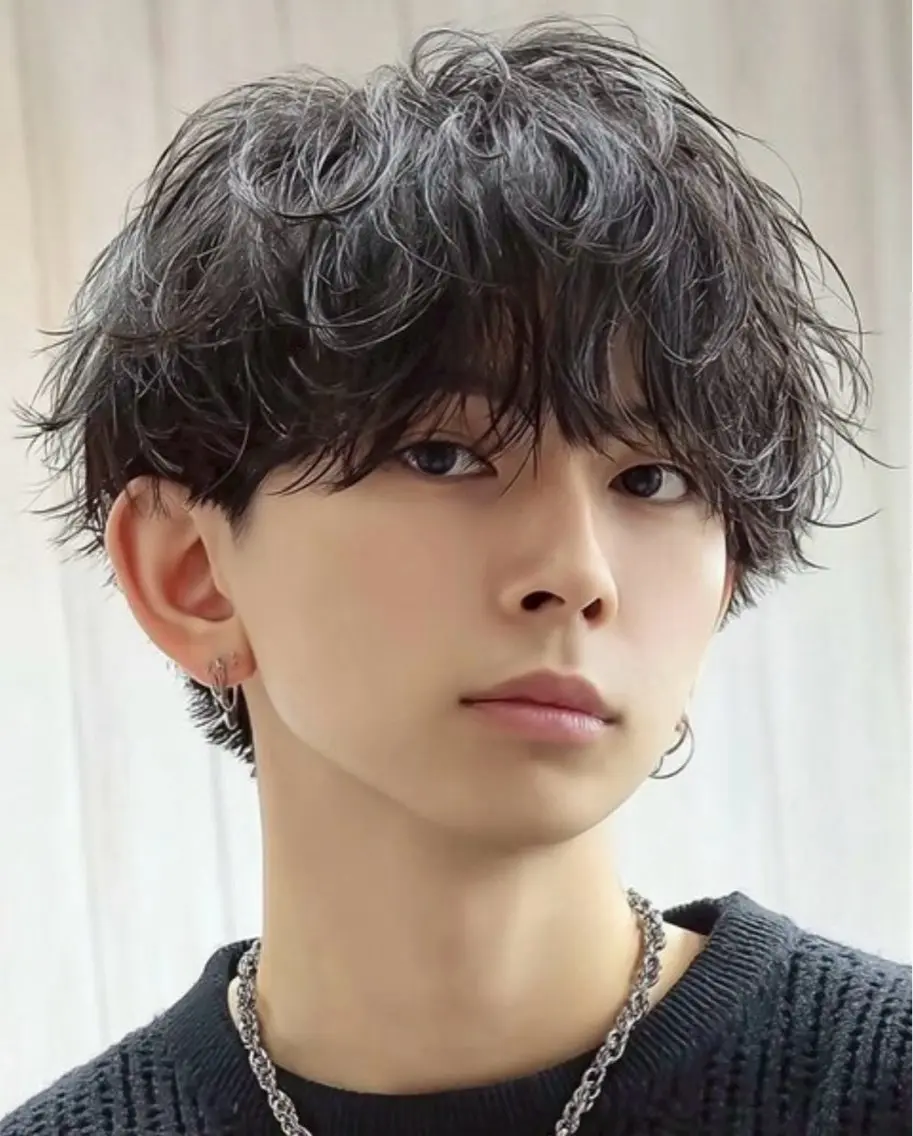 《5月限定》💇🏻💈メンズ　カット➕各種パーマ💈💇🏻¥6600の写真