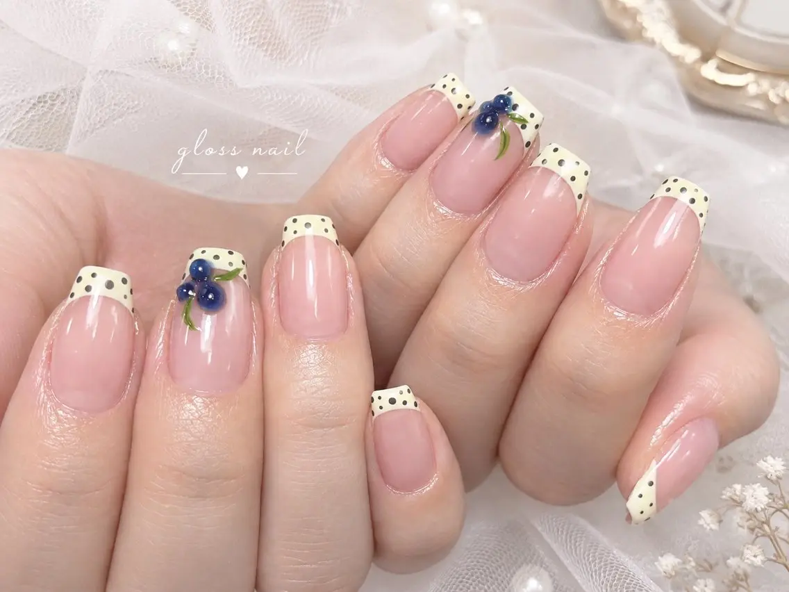ネイル チークネイル 成人式 長さ出し フットネイル フレンチネイル ハンドネイル Meri💅 ジェル&長さだし専門のネイルデザイン