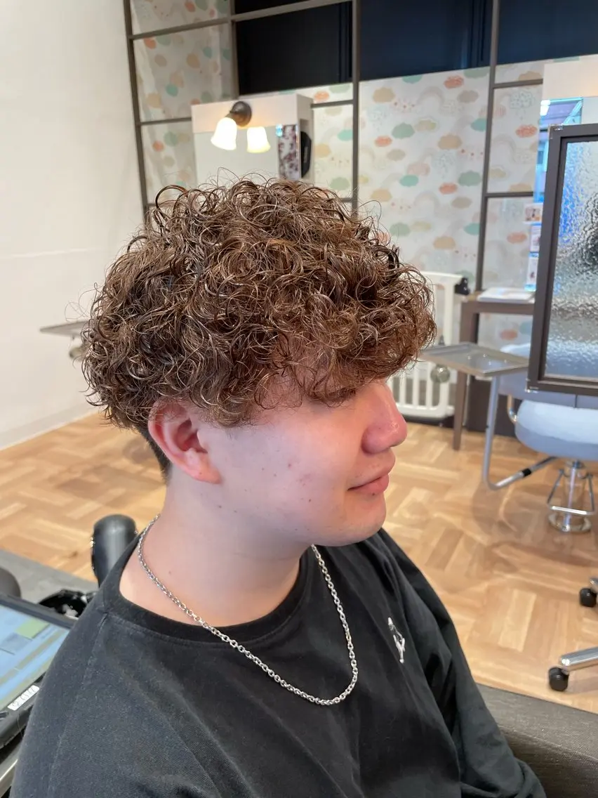 パーマ メンズ メンズパーマ プードルパーマ プードルパーマ カット パーマ 上村 幸之介のヘアスタイル