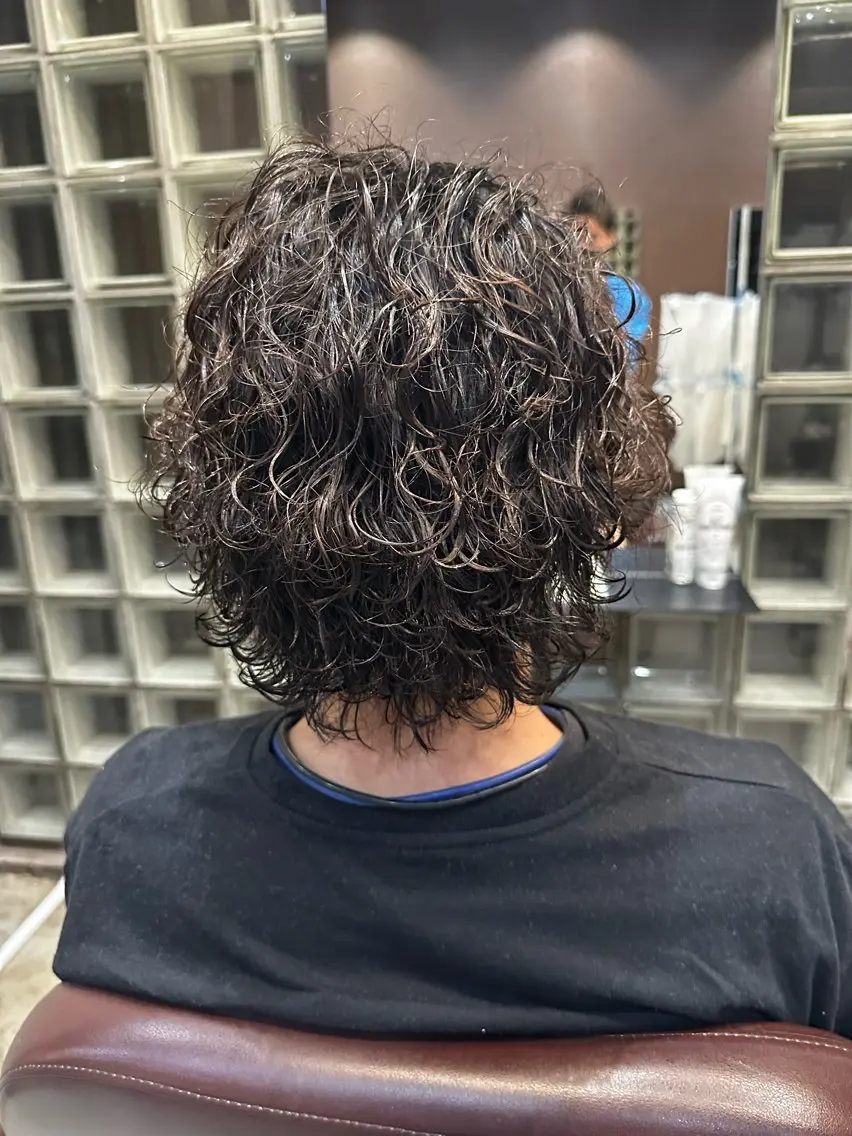 ミディアム パーマ メンズ 岩永 大夢のヘアスタイル