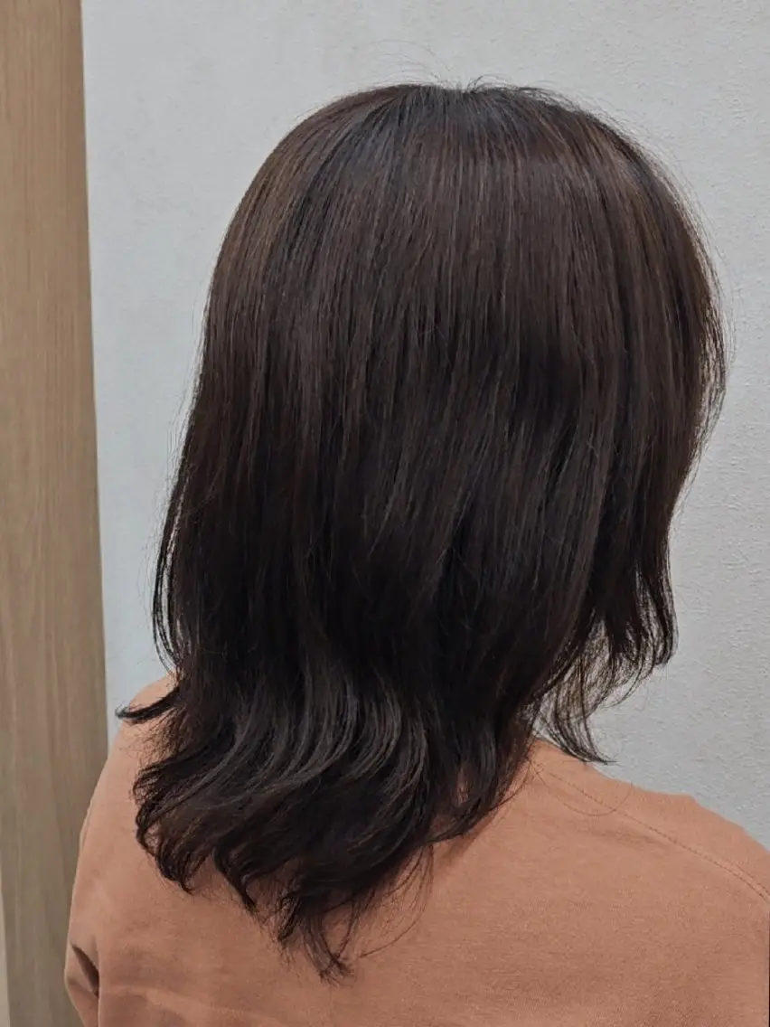 ミディアム ミディアムパーマ カット ヘアカラー トリートメント ヘッドスパ ひなた _ラミンアカデミーのヘアスタイル