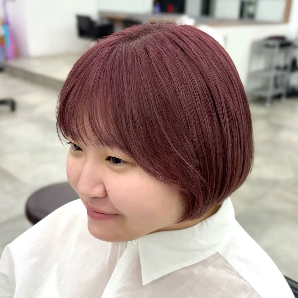 ショート カラー ショートボブ ハンサムショート 丸みショート ベージュカラー ブリーチ 顔まわり🥨レイヤー /透明感/水口舞奈のヘアスタイル