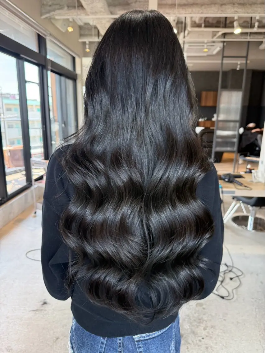 カラー 黒髪 ヘアカラー Lia taichiのヘアスタイル