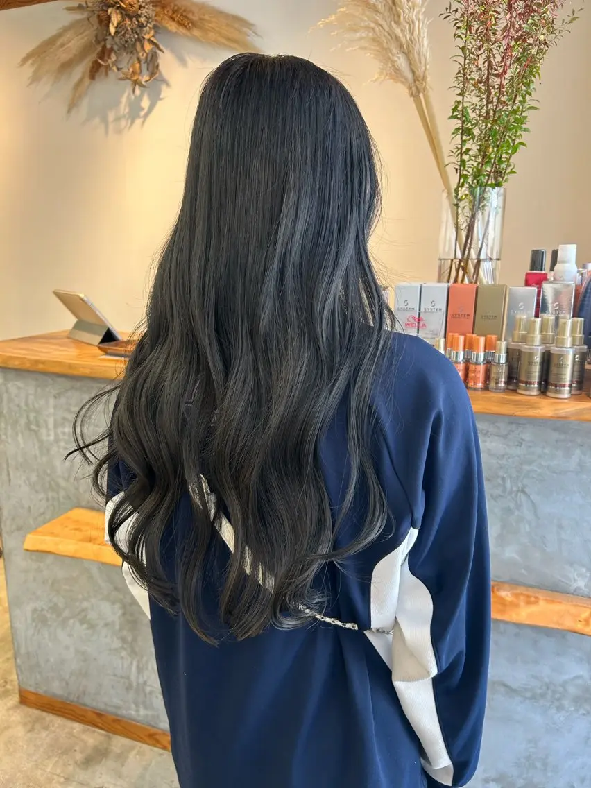 ロング カラー カット ヘアカラー 似合わせカット✨ 安達 咲のヘアスタイル