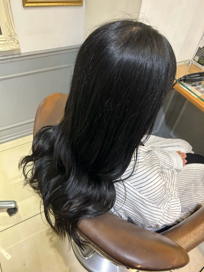 セミロング 韓国ヘアー🇰🇷 MIWAのヘアスタイル