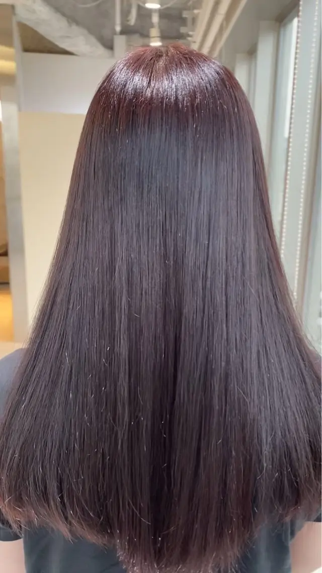 カラー レッドカラー バイオレットカラー ヘアカラー towa / EIGHTのヘアスタイル