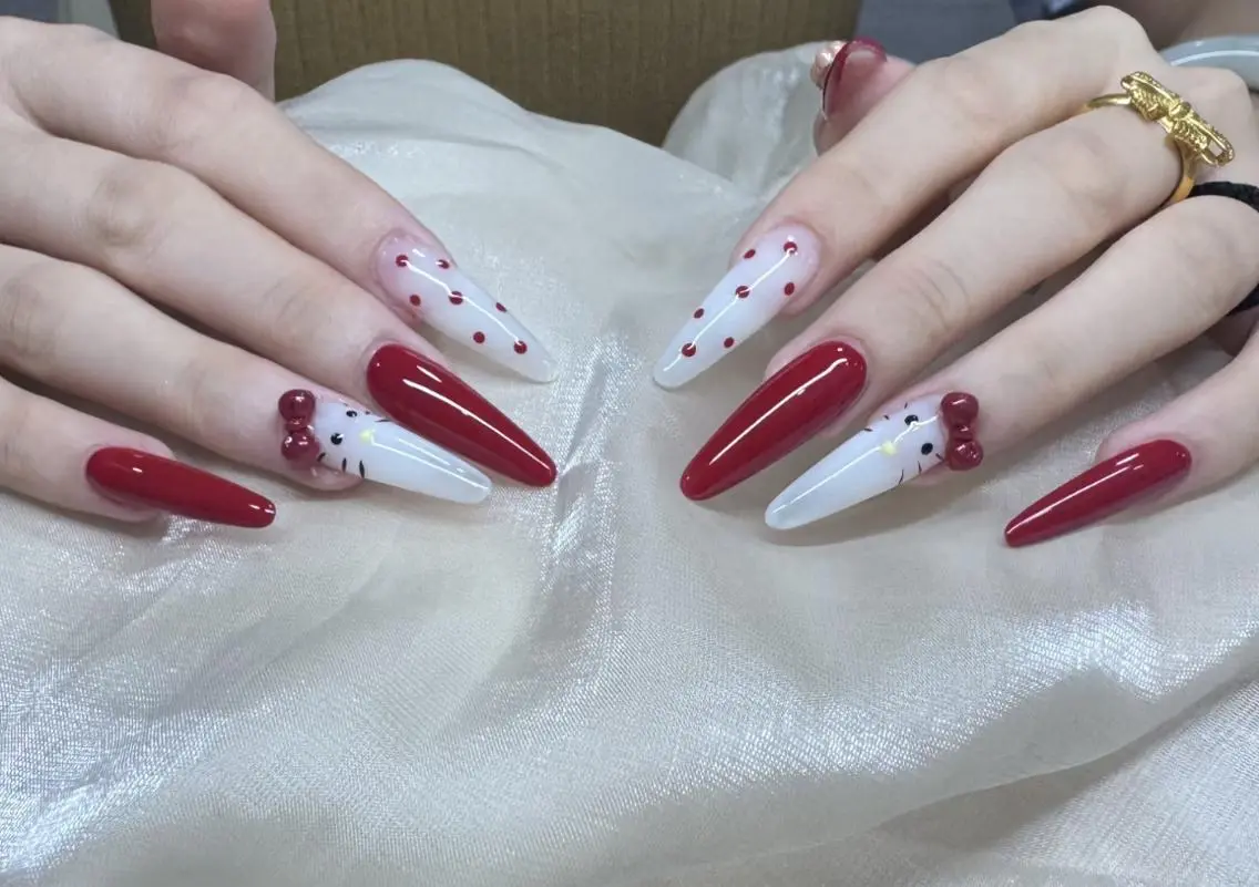 ネイル スカルプネイル ネイルチップ cat‘s nail🐈⬛のネイルデザイン