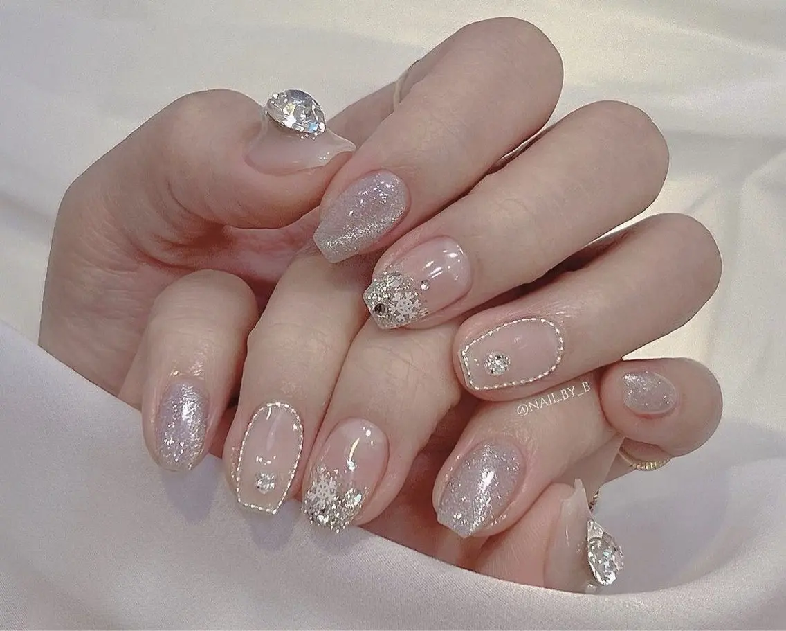 ネイル Lee Nailsのネイルデザイン