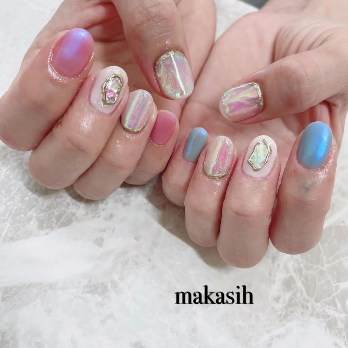 ネイル オーロラネイル 春ネイル 濱田 美菜子のエステ・リラクイメージ