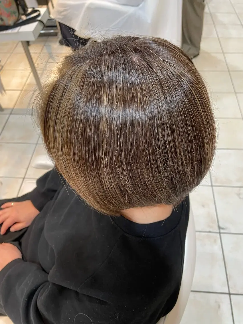 ミディアム カット ヘアカラー トリートメント 髪質改善・白髪ぼかし /お悩み対応カラーのヘアスタイル