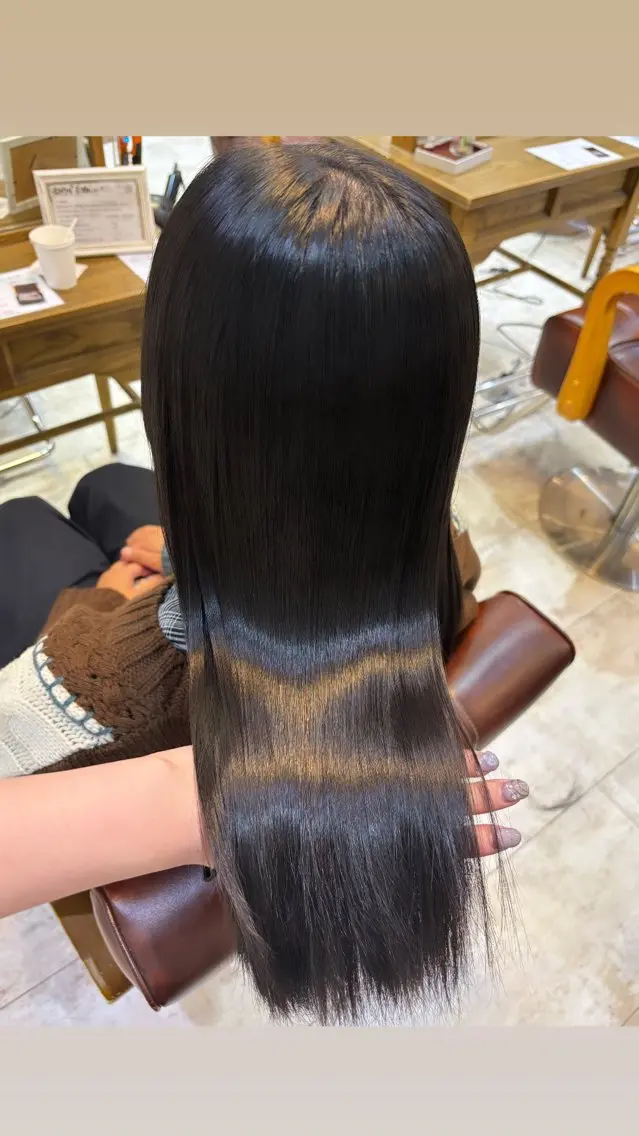 ロング 縮毛矯正 トリートメント 🪼艶カラー🪼 田口彩香のヘアスタイル