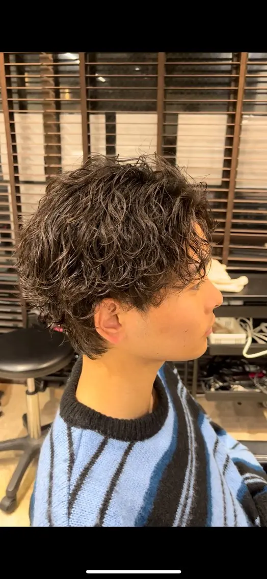 パーマ メンズ メンズパーマ 波巻きパーマ メンズパーマ×カラー ×新宿　　裕世のヘアスタイル