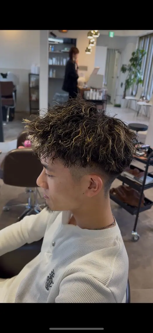 パーマ 🎀 F-CODE ・ HOSHIMIのヘアスタイル
