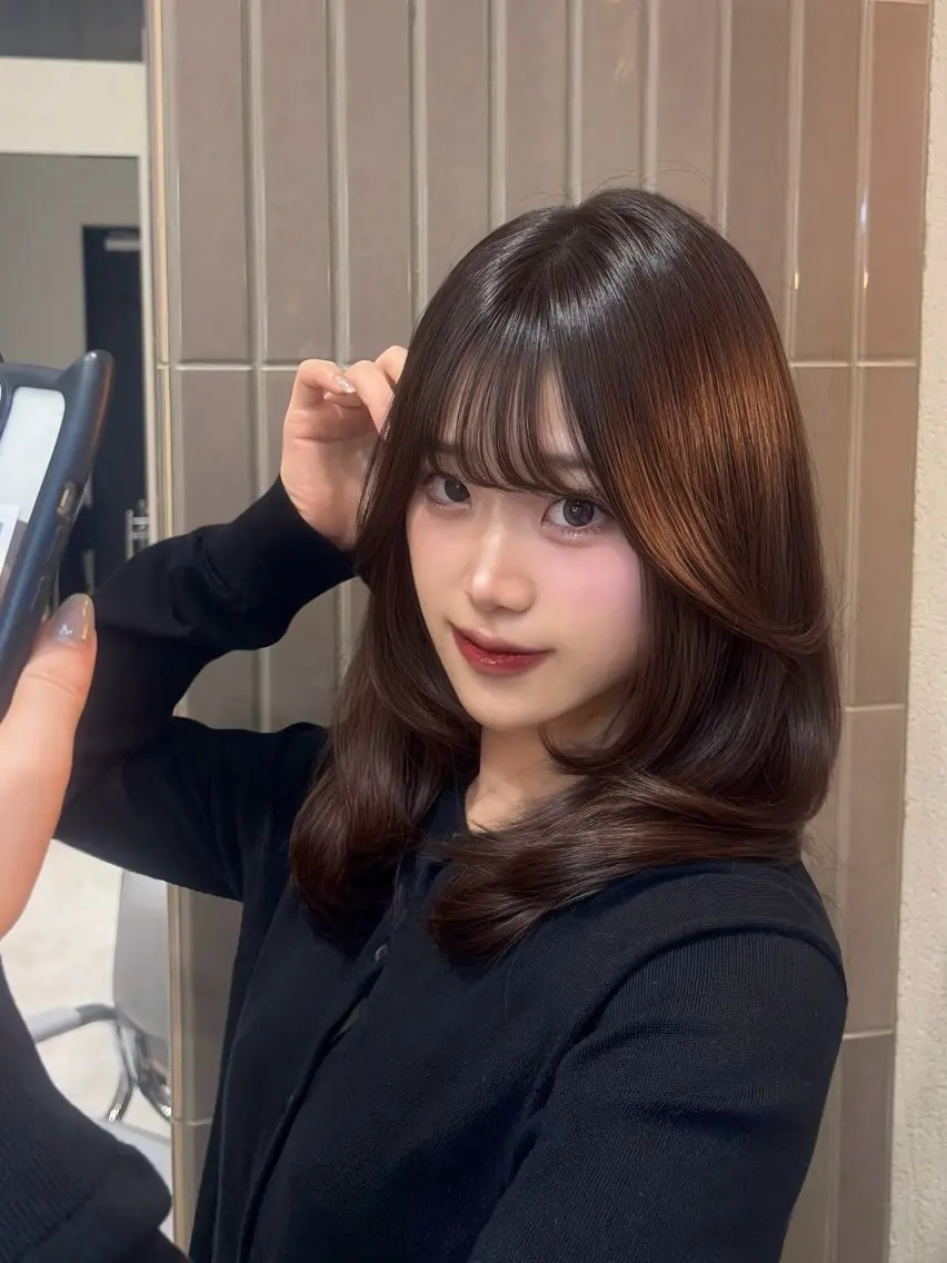 セミロング カラー 渡海 みのりのヘアスタイル