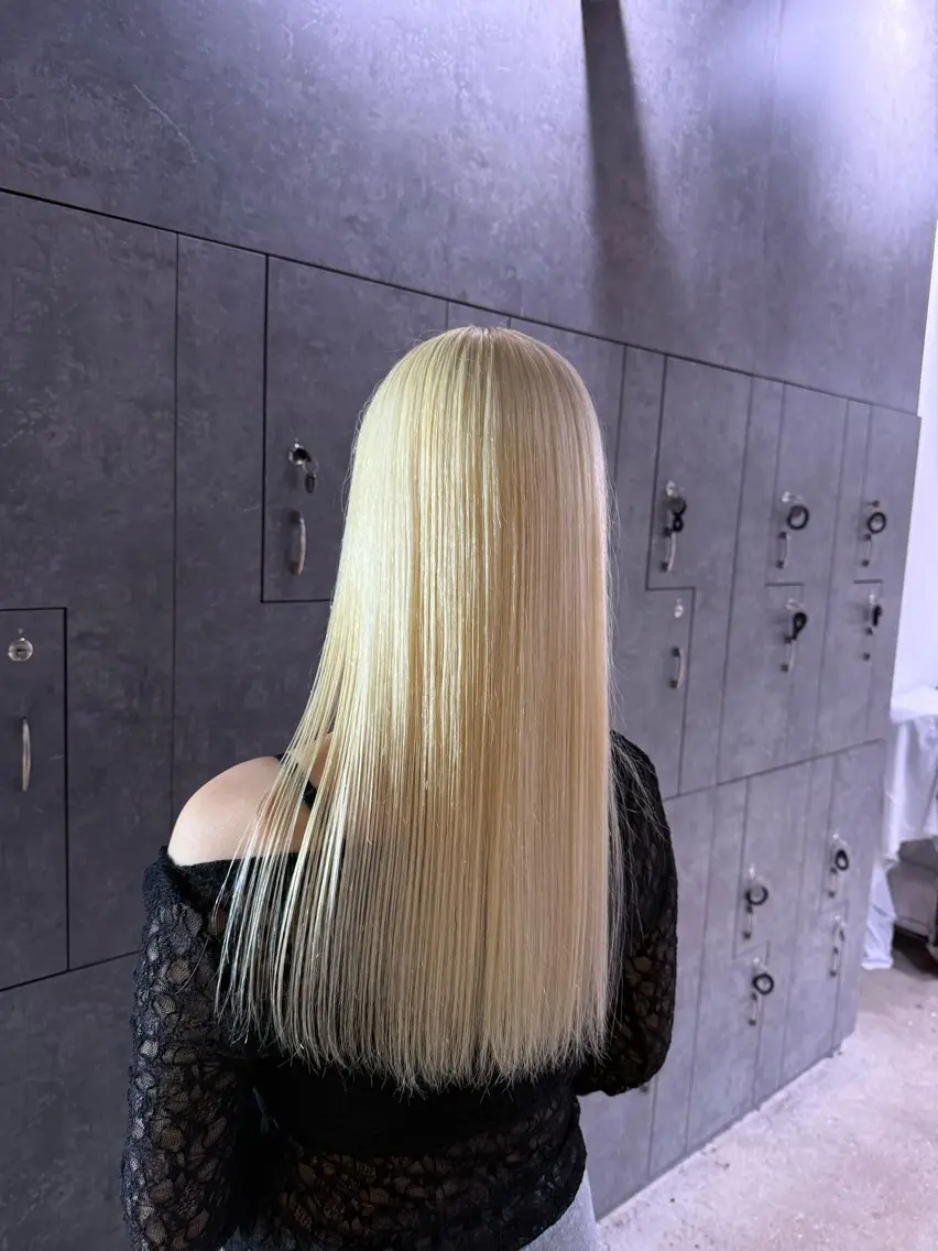 ロング 大西 琴里のヘアスタイル
