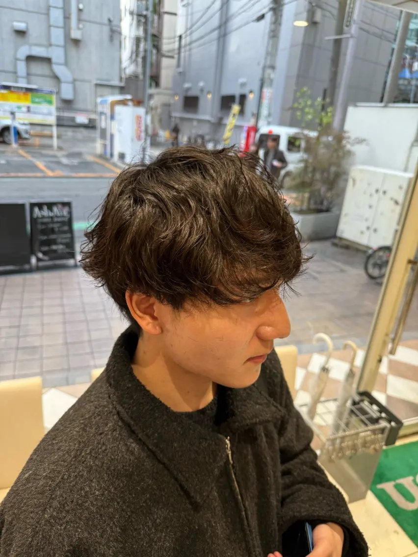 ショート パーマ メンズ カット パーマ トリートメント メンズ特化型美容師 栗山勇人のヘアスタイル