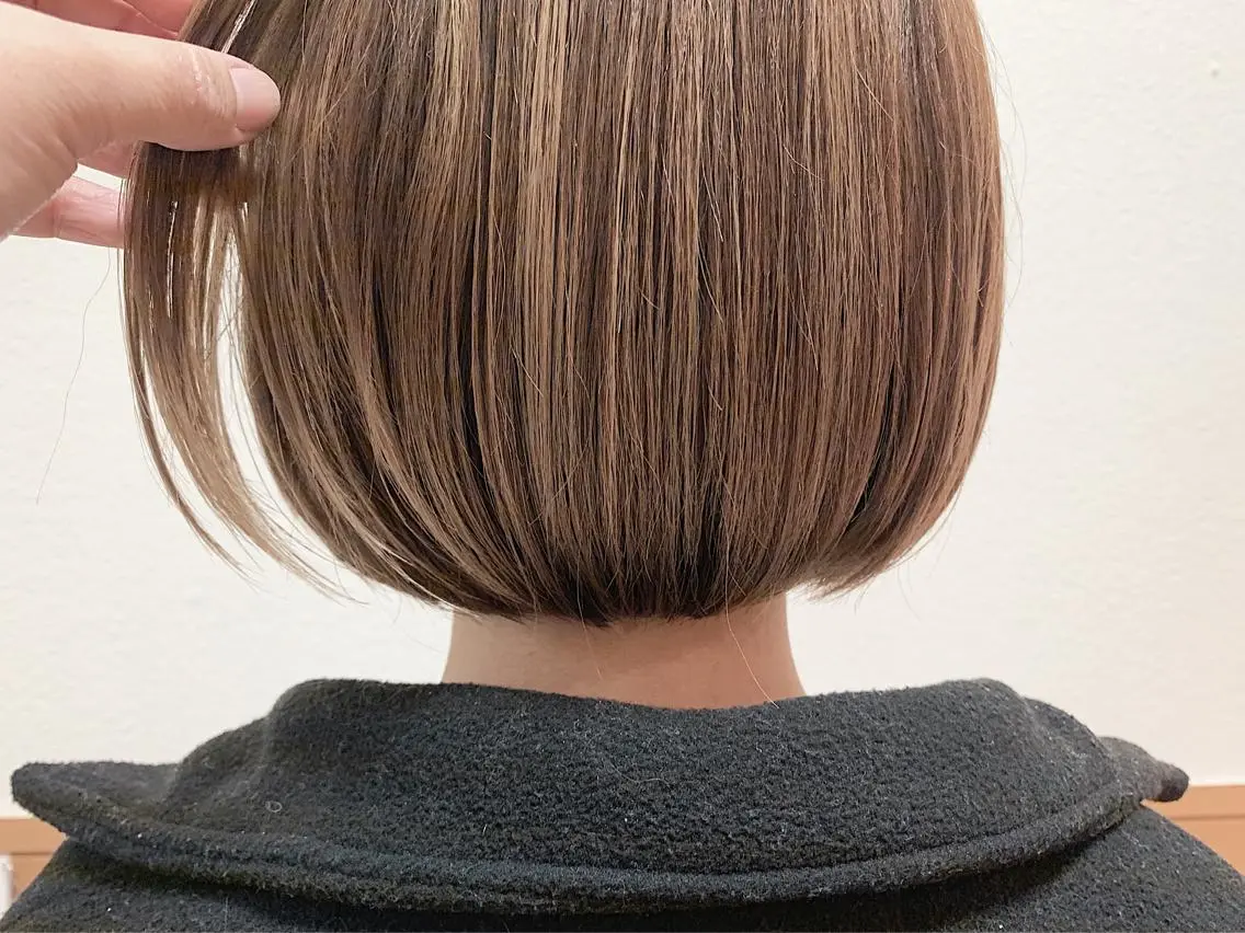 ショート カラー   AYARIのヘアスタイル